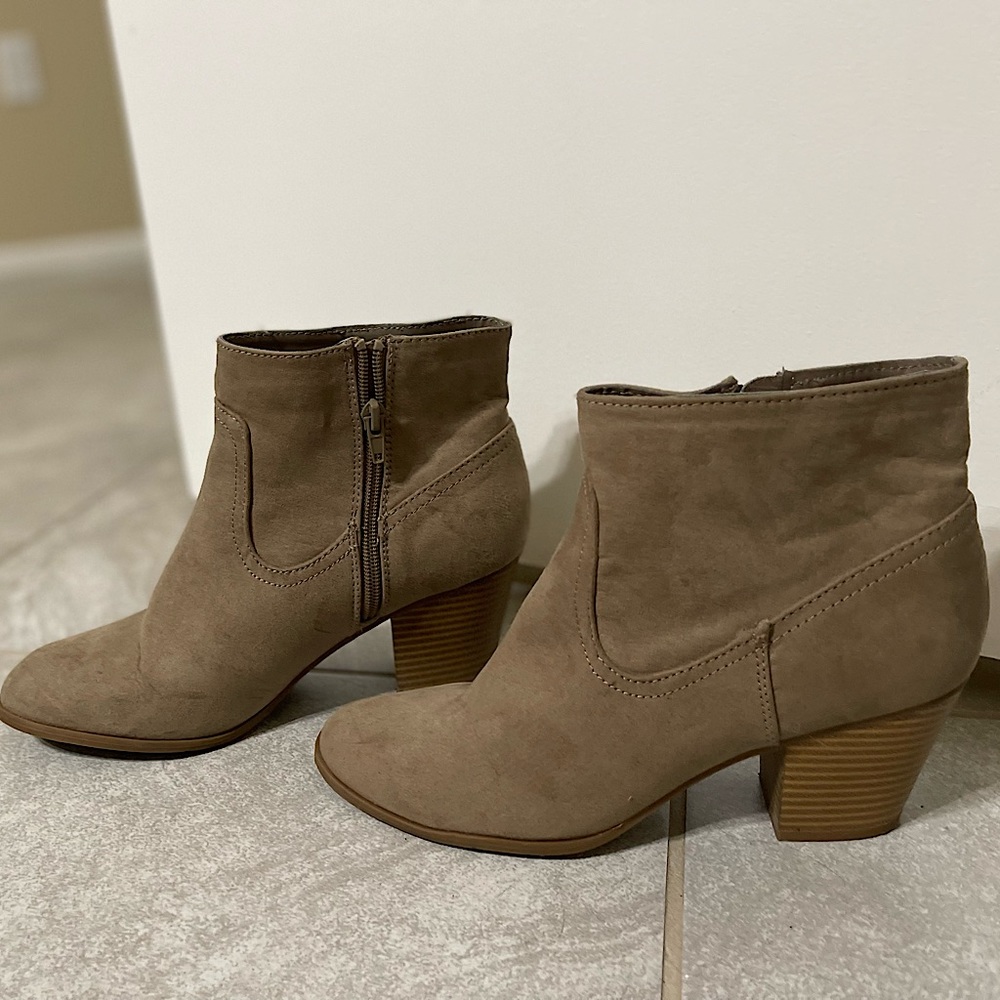 Express Ankle boots
